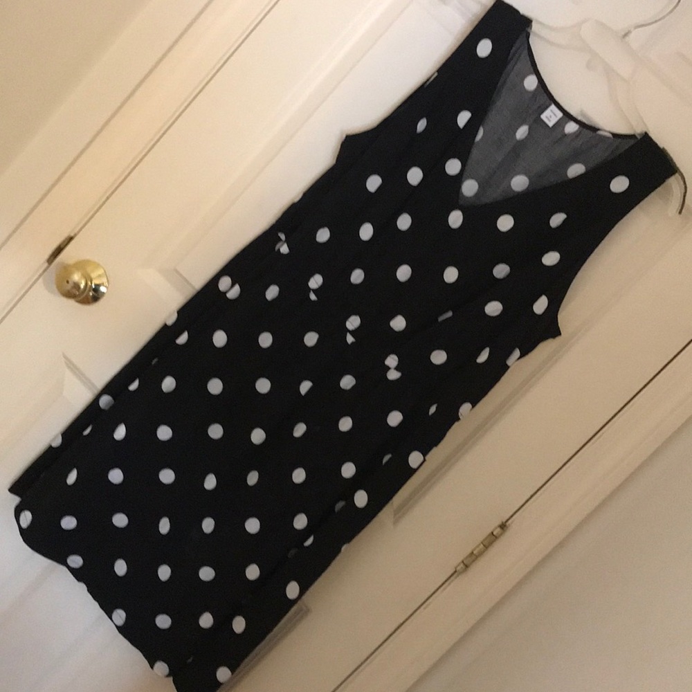 Afternoon polka dot dress 👗